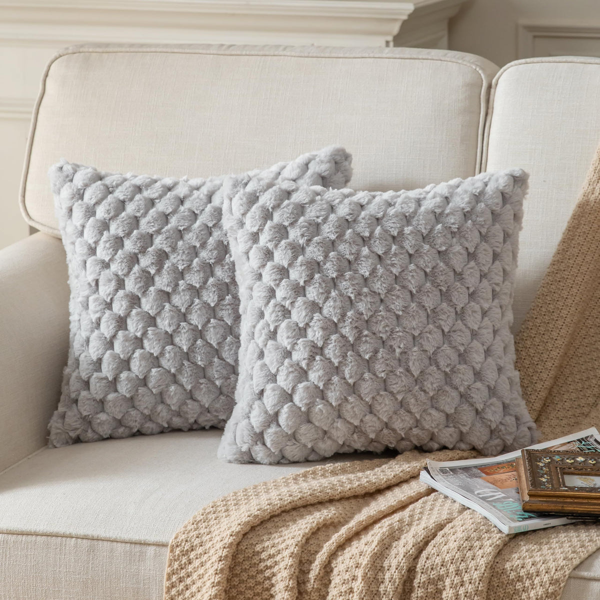 Pack of 2 Super Soft Cozy Decorative Throw Pillow Covers Fuzzy PlushCushion Cover Pillowcase for Sofa Couch Bed Livingroom 18