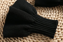 Two pairs Knitted yarn cuffs for autumn and winter, warm accessories,  elastic base, decorative fake sleeves(black）
