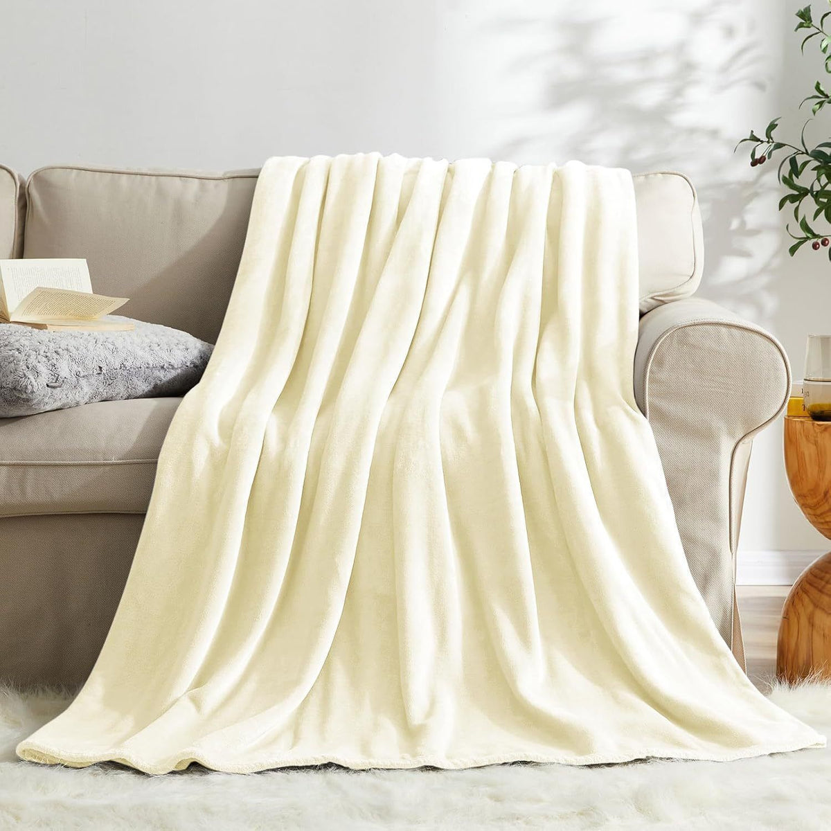Warm Lightweight Flannel Fleece Blanket, Super Soft Plush Cover For Indoor Rest & Leisure, Off White, 180X200cm, Size XL, Ide