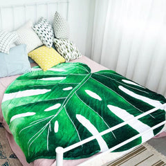 Leaf Flannel Blanket Multi Functional Leaf Shape Blanket for Picnic Office