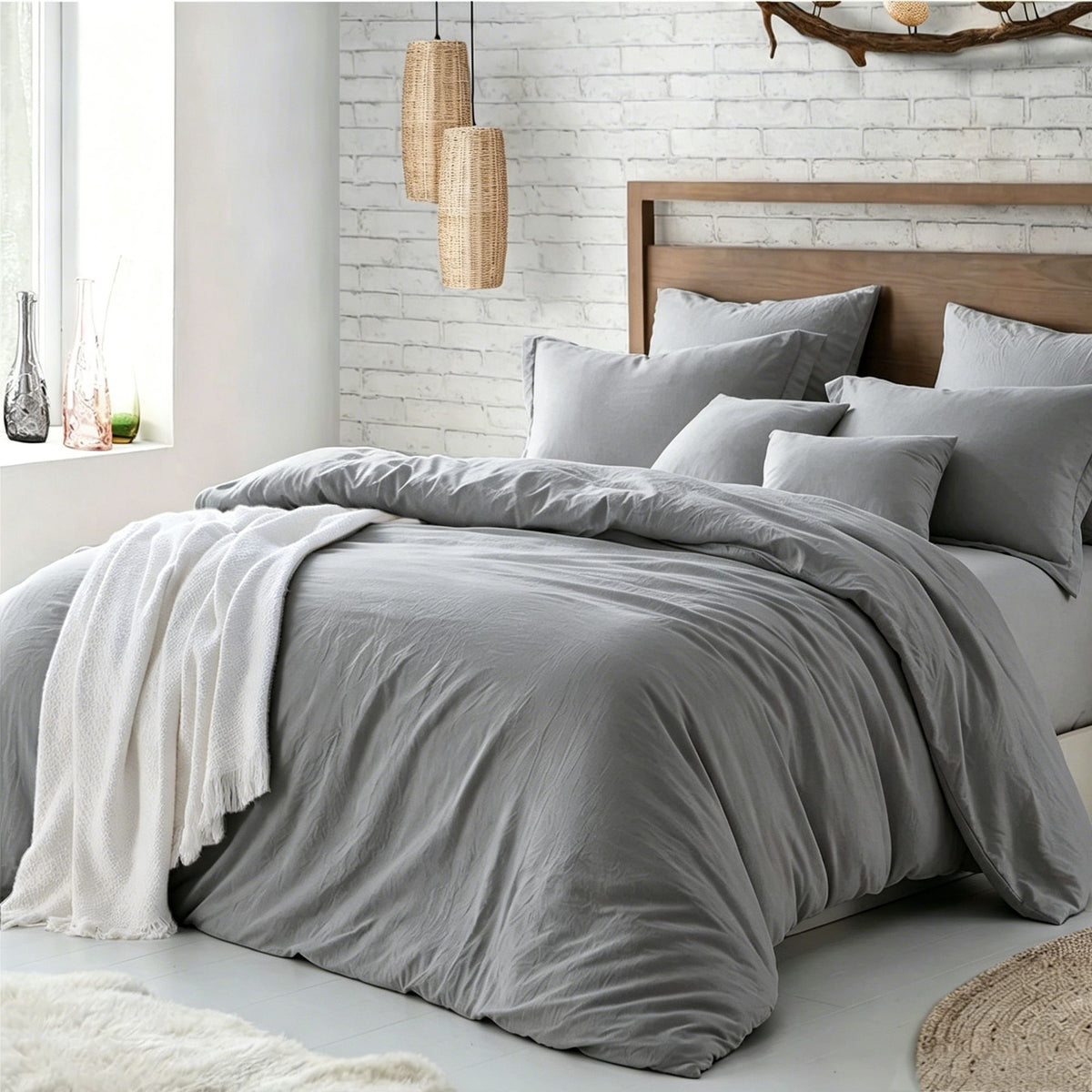Hotel Soft Microfiber Duvet Cover Set-2000TC Quilt Cover Set & Pillowcases -1 Donna Cover Zipper Closure & 1 x Pillowcases-Br