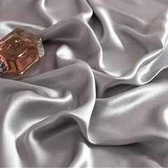 Oval Silk Workshop 22 Momme Silk Four Piece Set 1.8 m bed (2x 2.3 m quilt cover 2.3x 2.5 m bed sheet)