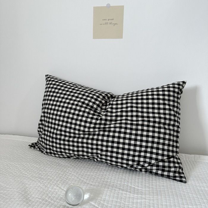 Cotton Checkered Pillowcases - Black/White - 2-Pack - 48x74