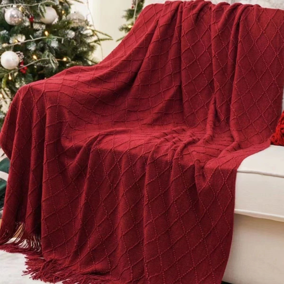 Red Nordic Minimalist Knit Throw Blanket – 127×180cm Lightweight, Soft & Breathable Fleece-like Fabric with Tassel Edges for 