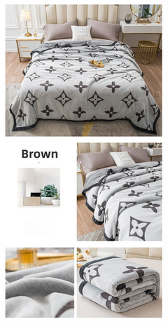 Brown Lucky Four-Leaf Clover 100x150CM Premium Double-Sided Print Flannel Blanket - Soft All-Season Air Conditioning Throw fo
