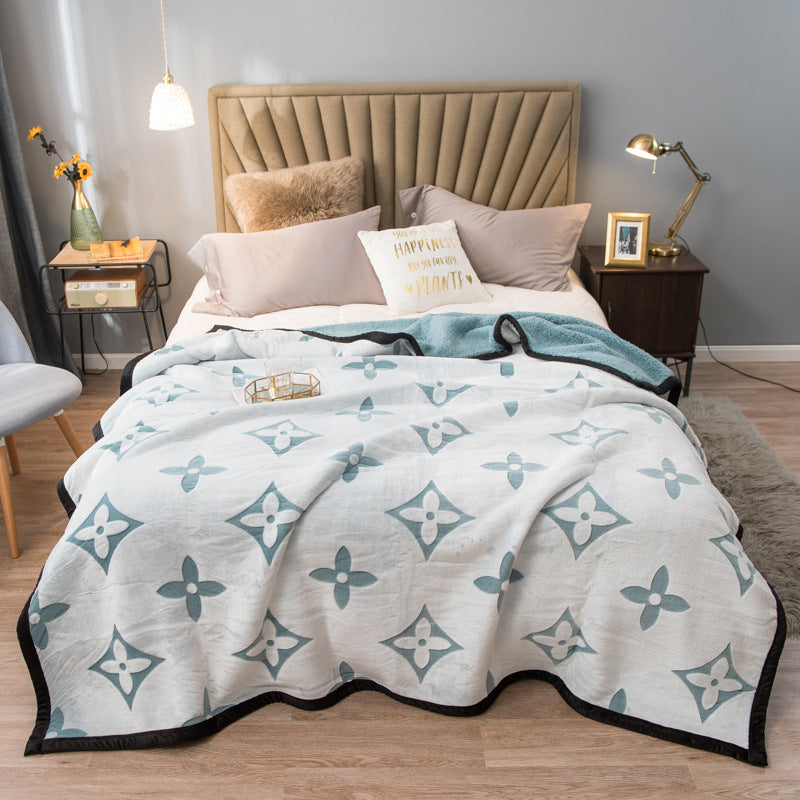 Green Lucky Four-Leaf Clover 180x200CM Premium Double-Sided Print Flannel Blanket - Soft All-Season Air Conditioning Throw fo