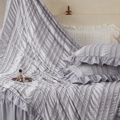 White Elegant Ruffle Seersucker Duvet Cover with 2PCS Pillow Shams - 3-Piece Vertical Stripe Clipped Floral Textured Bedding 