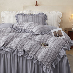 Black Elegant Ruffle Seersucker Duvet Cover with 2PCS Pillow Shams - 3-Piece Vertical Stripe Clipped Floral Textured Bedding 