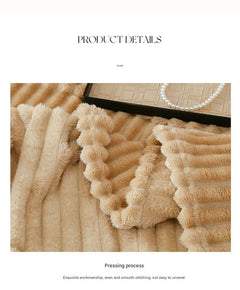 200*230cm Red Solid Colour Flannel Throw Blanket - Thick Double-Sided Fleece with Ribbed Texture - Soft throw blanket& Lightw