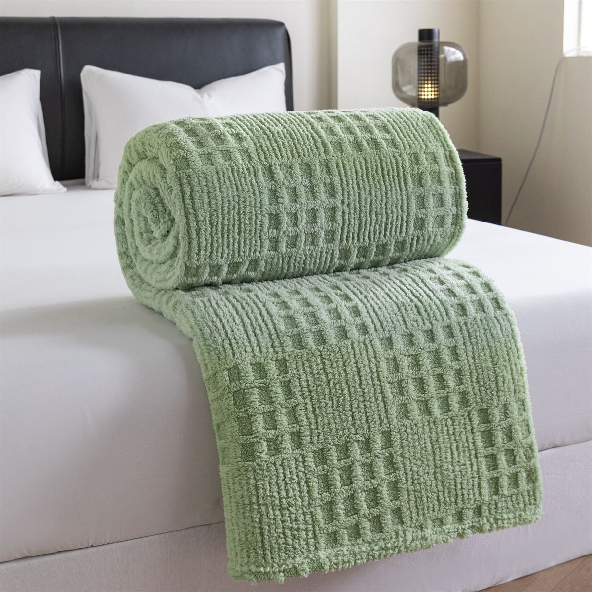 Green 100*150cm Thickened Double-Sided Plush Waffle Weave Throw Blanket - Anti-Static Taffeta Velvet & Flannel Fleece - Warm,