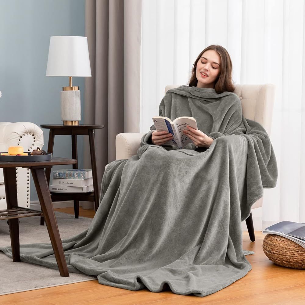 Dark Grey 180 x 120CM Extra Large Wearable Wrap Blanket with Sleeves and Large Pocket, Cozy Thickened Flannel Oversized TV Bl