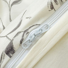 Rose Print Bedding Set - 3 Piece Set - Quilt Cover 264 x 229 cm with 2 Pillowcases 51 x 66 cm - White and Black Floral