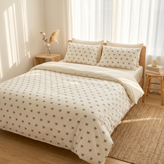 Bow Print Bedding Set - 3 Piece Set - Quilt Cover 200 x 229 cm with 2 Pillowcases 51 x 66 cm - White and Black Bow Pattern