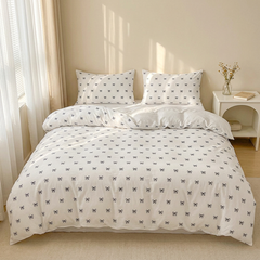 Bow Print Bedding Set - 3 Piece Set - Quilt Cover 229 x 229 cm with 2 Pillowcases 51 x 66 cm - White and Black Bow Pattern