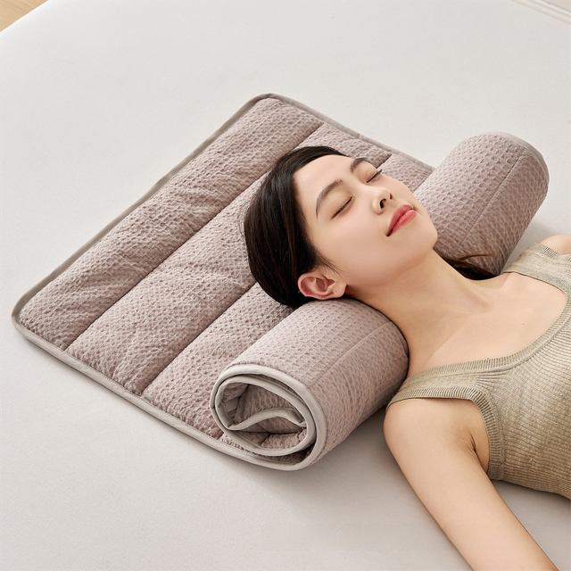 2-in-1 Coffee Adjustable Travel Towel Pillow Integeatd 60 x 140CM Foldable Padded Mat, Soft Cotton Neck Support Roll Pillow M